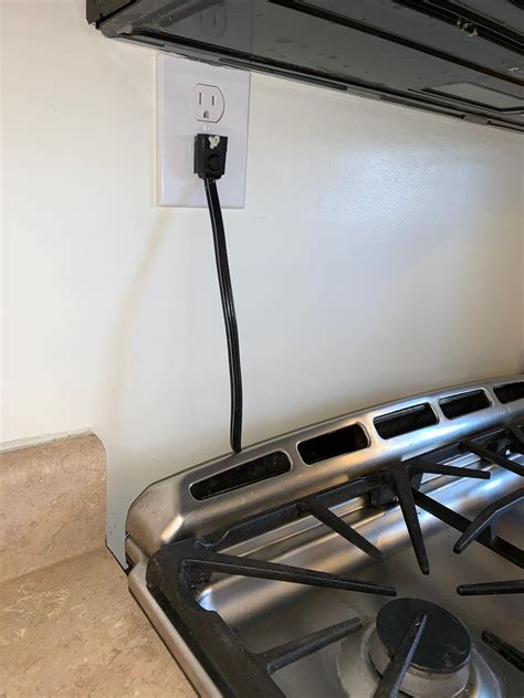 gas range plug height